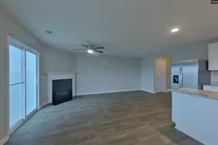 1076 Crescent Moon Loop Rd, Hopkins, SC 29061 - Photo 2