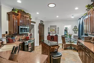 244 Long Iron Ct, West Columbia, SC 29172 - Photo 2