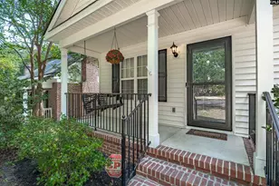 1029 Deerwood St, Columbia, SC 29205 - Photo 2