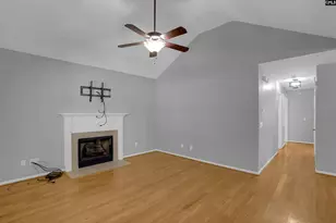 1029 Deerwood St, Columbia, SC 29205 - Photo 4