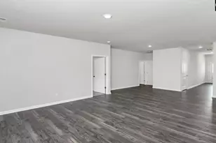 500 Edgetree Dr, Hopkins, SC 29061 - Photo 8