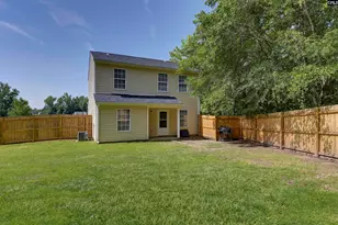 101 Saskatoon Dr, Hopkins, SC 29061 - Photo 2