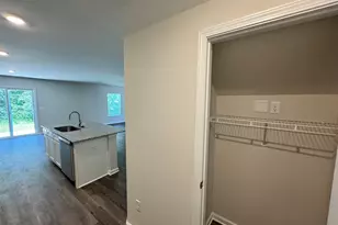 636 Marbled Teal Ln, Hopkins, SC 29061 - Photo 6