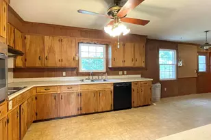 1201 Baywater Dr, West Columbia, SC 29170 - Photo 10