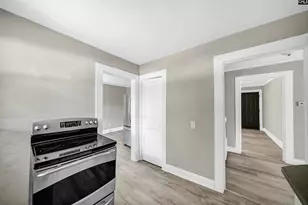 1931 Chaney St, Columbia, SC 29204 - Photo 10