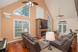 105 Little Creek Dr, Leesville, SC 29070 - Photo 2