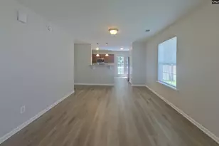 248 Eagle Pointe Dr, Chapin, SC 29036 - Photo 2