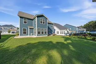 372 Harbour Pointe Dr, Columbia, SC 29229 - Photo 2
