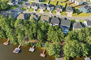 372 Harbour Pointe Dr, Columbia, SC 29229 - Photo 32