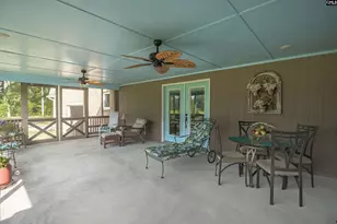 187 Peach Tree St, Ward, SC 29166 - Photo 4