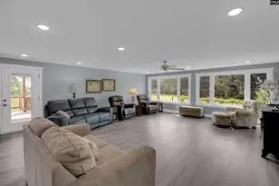 187 Peach Tree St, Ward, SC 29166 - Photo 6