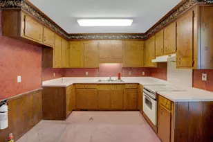 120 Harwood Dr, Hopkins, SC 29061 - Photo 10