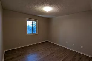 1208 Bush River Rd, Columbia, SC 29210 - Photo 10