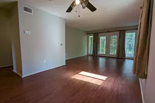 1208 Bush River Rd, Columbia, SC 29210 - Photo 4