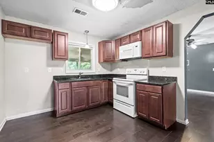 1939 Blue Ridge Terrace, West Columbia, SC 29170 - Photo 2