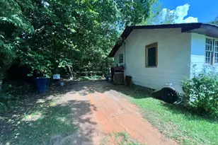 509 Henry St, Eastover, SC 29044 - Photo 16
