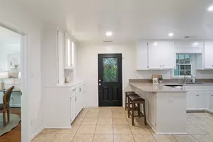 6067 Crabtree Rd, Columbia, SC 29206 - Photo 10