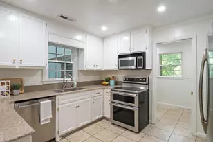 6067 Crabtree Rd, Columbia, SC 29206 - Photo 14