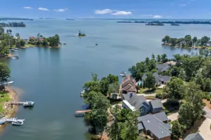 241 Pointe Overlook Dr, Chapin, SC 29036 - Photo 4