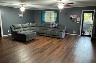 1904 Watkins Rd, Cassatt, SC 29032 - Photo 4
