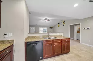 110 Cranbrook Ct, Gadsden, SC 29053 - Photo 2