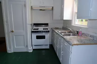 116 Davis St, Bishopville, SC 29010 - Photo 12