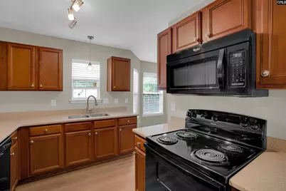 869 Sandmyrtle Circle, Columbia, SC 29229 - Photo 16