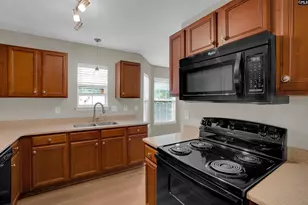 869 Sandmyrtle Cir, Columbia, SC 29229 - Photo 16