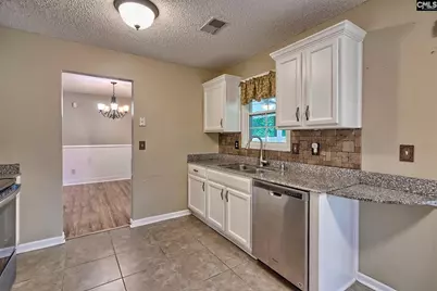 235 Ashewood Lake Drive, Columbia, SC 29209 - Photo 8