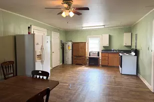 6360 Greenwood Hwy, Saluda, SC 29138 - Photo 2
