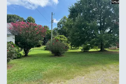 6360 Greenwood Highway, Saluda, SC 29138 - Photo 16