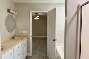 8 Manzanita Ct, Elgin, SC 29045 - Photo 10
