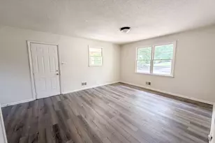406 Lafayette Wy, Camden, SC 29020 - Photo 6
