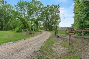 453 Bryan St, Leesville, SC 29070 - Photo 2