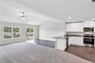 807 Red Berry Ln, Gilbert, SC 29054 - Photo 8