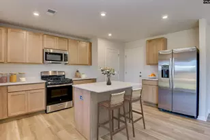 231 Kingfield Dr, Hopkins, SC 29061 - Photo 8