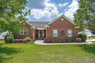 425 Keowee Dr, Lexington, SC 29072 - Photo 2