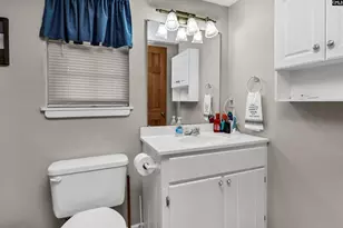 141 Front St, Gilbert, SC 29054 - Photo 16