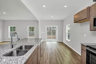 221 Raglins Wy, Lugoff, SC 29078 - Photo 8