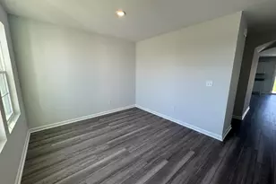3072 Hallsdale Dr, Elgin, SC 29045 - Photo 2