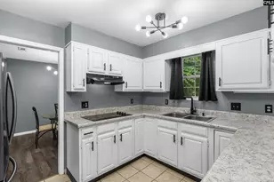 1108 Cloister Pl, Columbia, SC 29210 - Photo 10