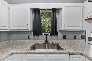 1108 Cloister Pl, Columbia, SC 29210 - Photo 12