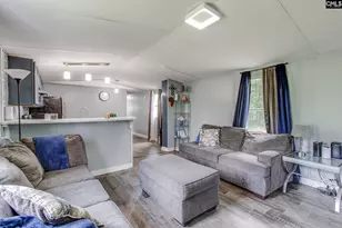 217 Acie Ave, Hopkins, SC 29061 - Photo 4