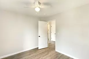 227 Glenbrooke Cir, Columbia, SC 29204 - Photo 20