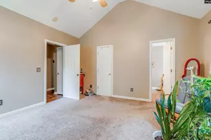 140 Charles Towne Ct, Columbia, SC 29209 - Photo 10