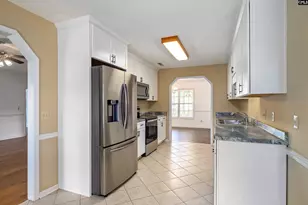 3005 Hermitage Dr, Sumter, SC 29150 - Photo 12