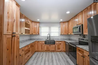 608 Academy Street, Batesburg, SC 29006 - Photo 4