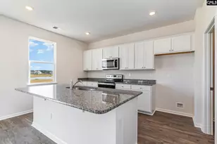 246 Bevington Brk Ln, Hopkins, SC 29061 - Photo 2