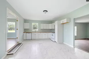 4522 Stagecoach Rd, Effingham, SC 29541 - Photo 2