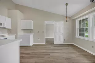 404 Greenlake Dr, Hopkins, SC 29061 - Photo 6